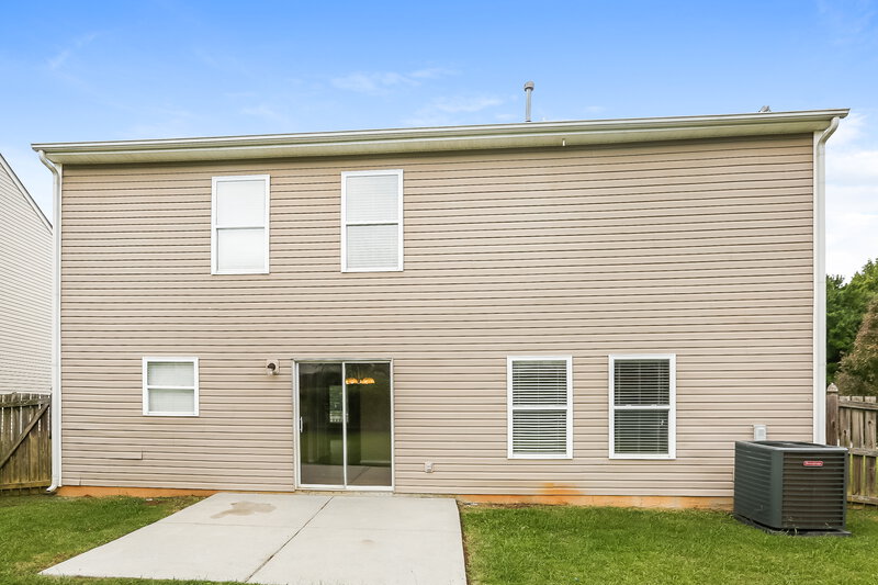 2,060/Mo, 9211 Corey Commons Ave Charlotte, NC 28216 Rear View