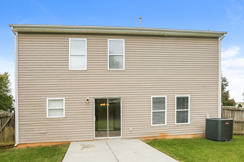 2,060/Mo, 9211 Corey Commons Ave Charlotte, NC 28216 Rear View 2