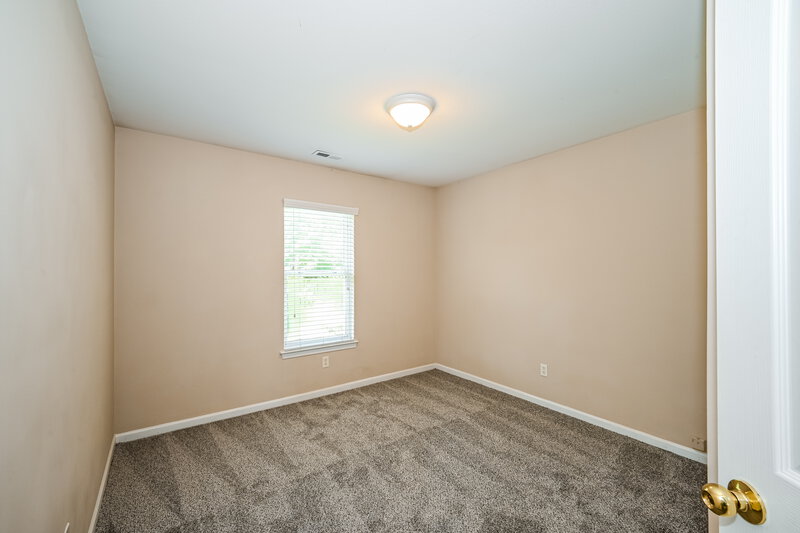 2,015/Mo, 4025 Dover Downs Dr Charlotte, NC 28216 Bedroom View