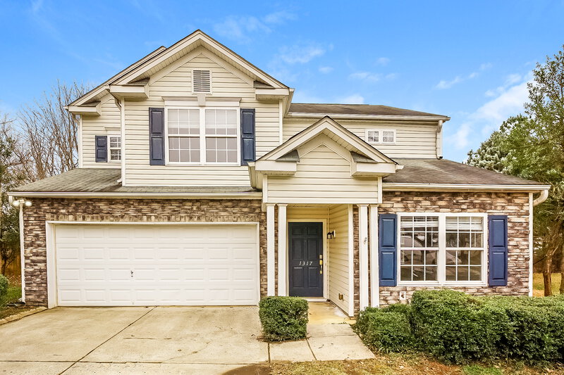 2,040/Mo, 1317 Crestfield Ct Charlotte, NC 28269 External View