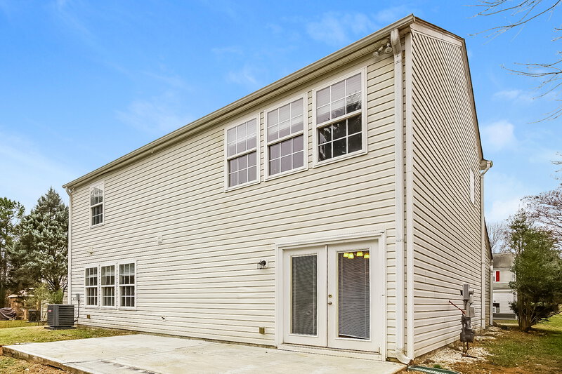 2,040/Mo, 1317 Crestfield Ct Charlotte, NC 28269 Rear View