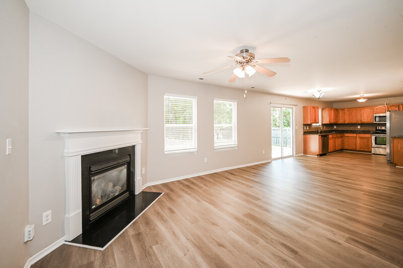 2,365/Mo, 9403 Swallow Tail Ln Charlotte, NC 28269 Family Room View