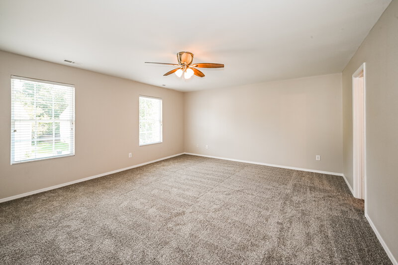 2,365/Mo, 9403 Swallow Tail Ln Charlotte, NC 28269 Main Bedroom View