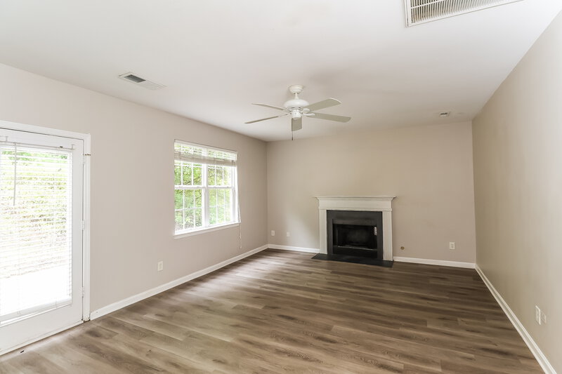 2,295/Mo, 4625 Canipe Dr Charlotte, NC 28269 Misc View 2