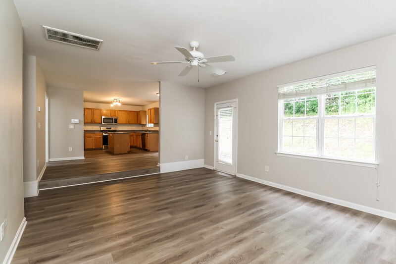 2,295/Mo, 4625 Canipe Dr Charlotte, NC 28269 Misc View 3