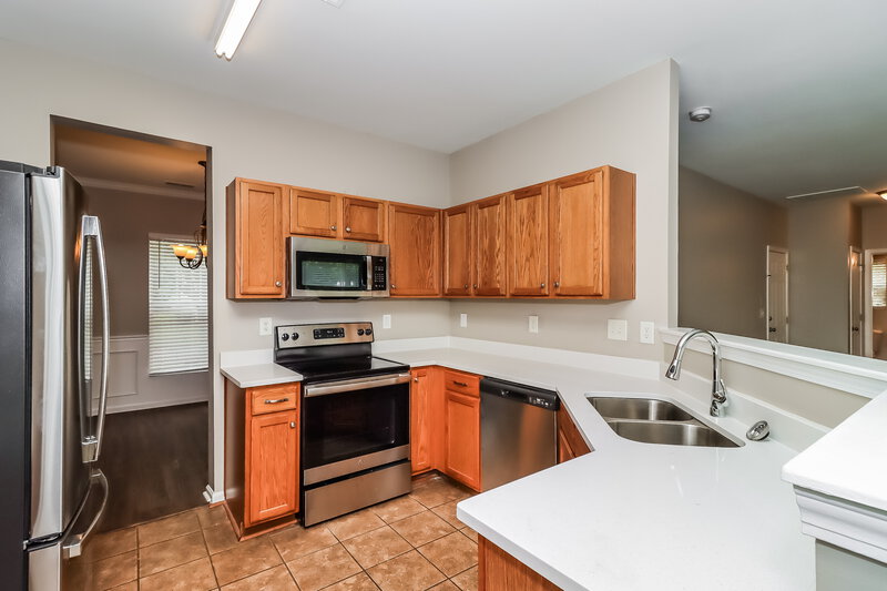 2,335/Mo, 7034 Advocator Ln Charlotte, NC 28216 Kitchen View