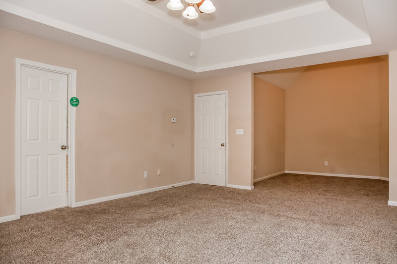 2,610/Mo, 10023 Montrose Dr NW Charlotte, NC 28269 Main Bedroom View 2