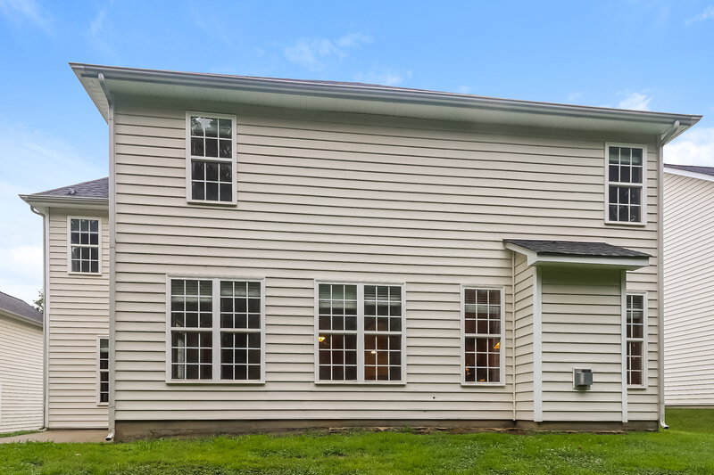 2,770/Mo, 10023 Montrose Dr NW Charlotte, NC 28269 Rear View