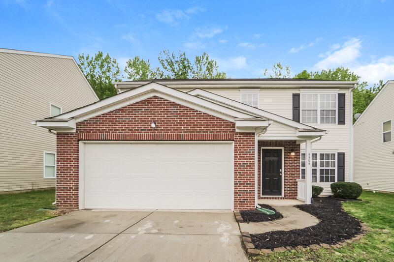 2,080/Mo, 8808 Chalkstone Rd Charlotte, NC 28216 External View