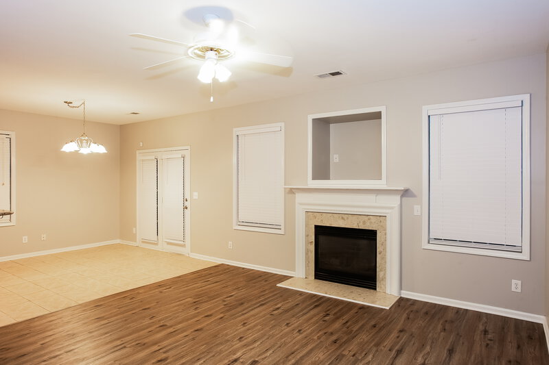 2,355/Mo, 6205 Roseway Ct Harrisburg, NC 28075 Living Room View