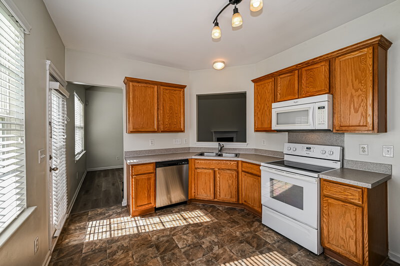 2,070/Mo, 6827 Blake Brook Dr Concord, NC 28025 Kitchen View