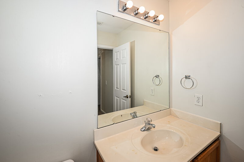 2,070/Mo, 6827 Blake Brook Dr Concord, NC 28025 Bathroom View
