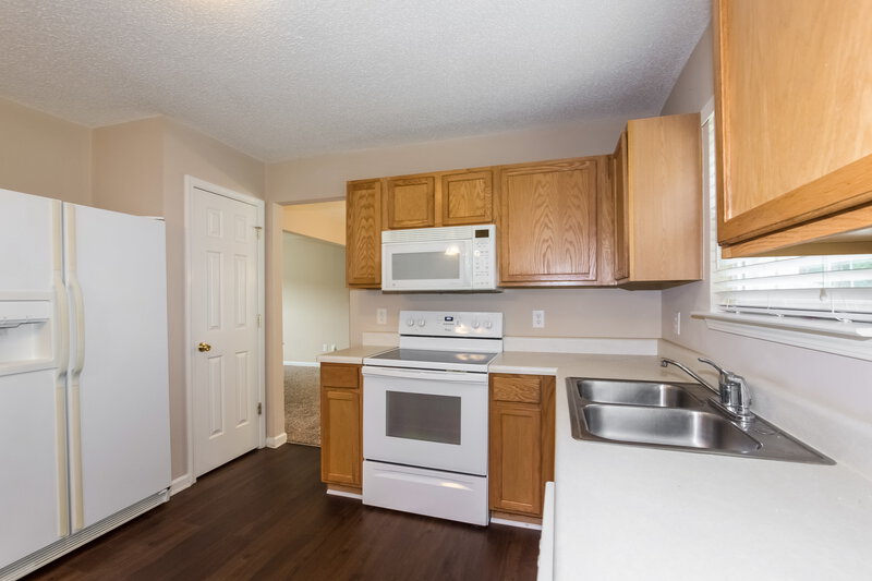 1,925/Mo, 3926 Edgeview Dr Indian Trail, NC 28079 Kitchen View