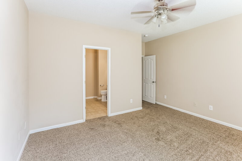 1,965/Mo, 12708 Deaton Hill Dr Charlotte, NC 28269 Main Bedroom View 2