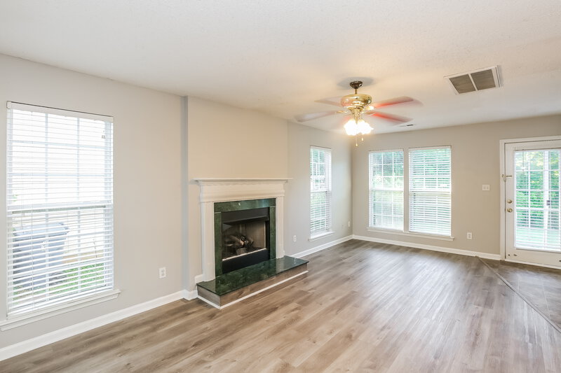 2,000/Mo, 2954 Hawick Commons Dr Concord, NC 28027 Living Room View