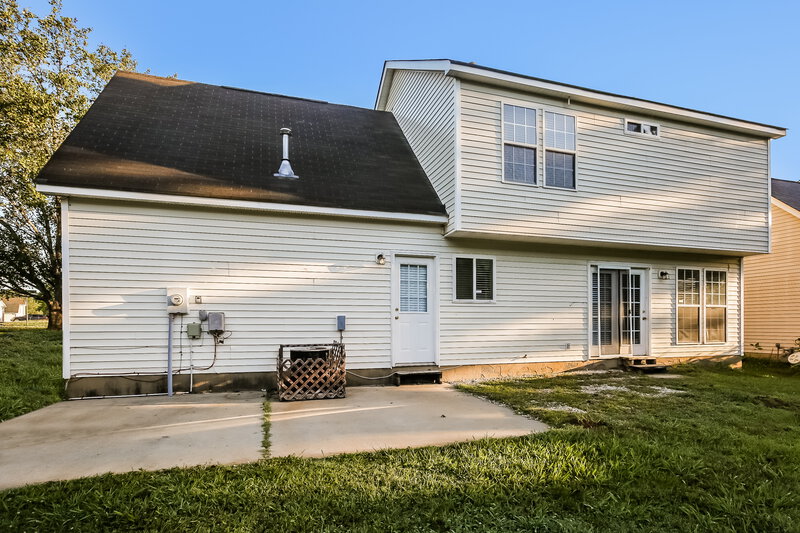 2,000/Mo, 2954 Hawick Commons Dr Concord, NC 28027 Rear View 2