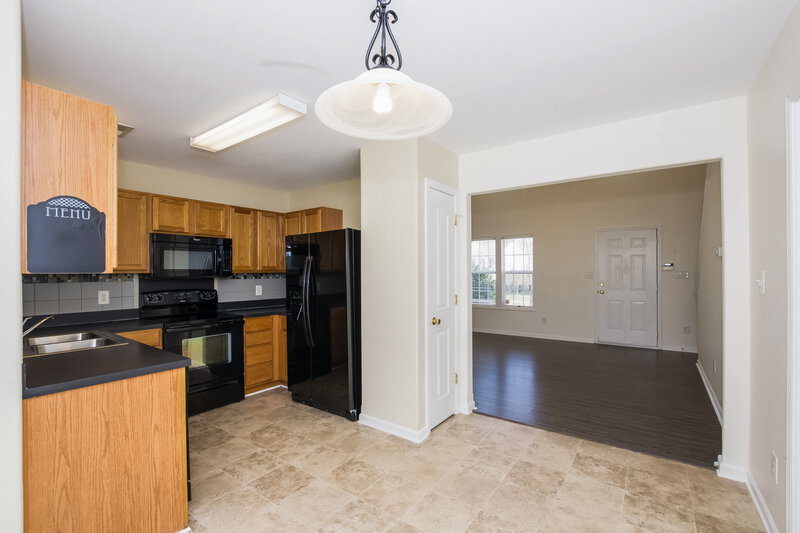 2,190/Mo, 4134 Planters Watch Dr Charlotte, NC 28278 Dining Room View 2