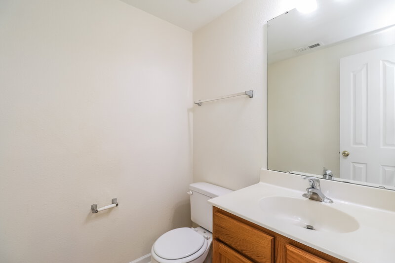 2,085/Mo, 4134 Planters Watch Dr Charlotte, NC 28278 Bathroom View