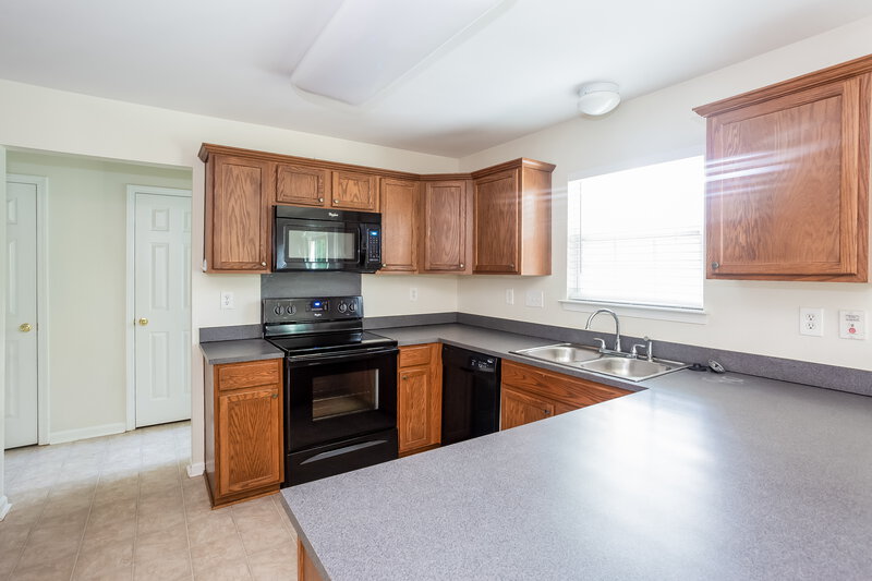 2,160/Mo, 10408 Sparrow Springs Ln Charlotte, NC 28214 Misc View 5