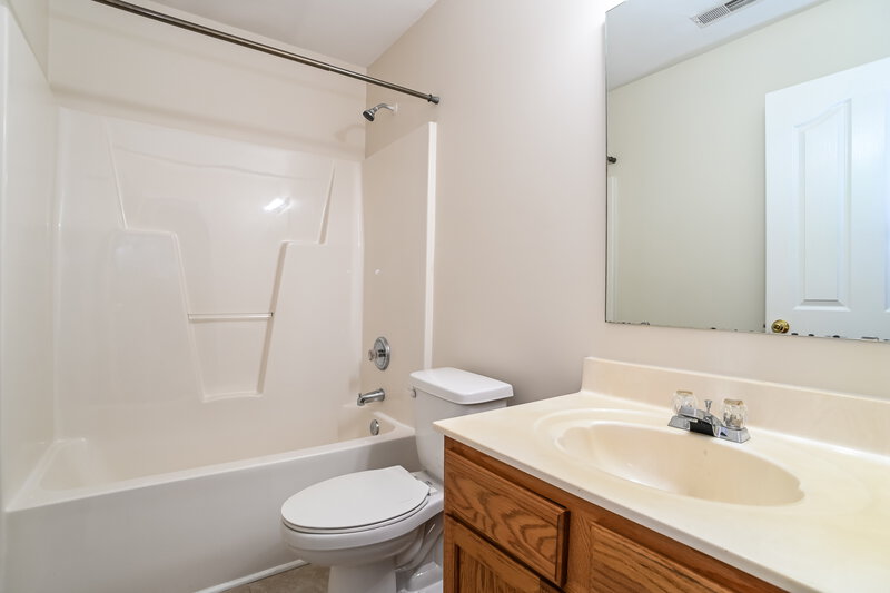 2,060/Mo, 1011 Tiger Eye Ave Indian Trail, NC 28079 Bathroom View