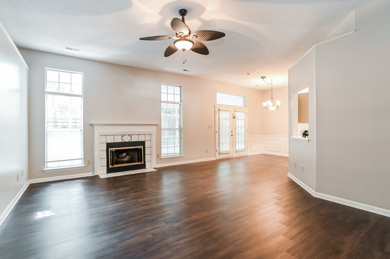 2,000/Mo, 14214 Walkers Crossing Dr Charlotte, NC 28273 Living Room View