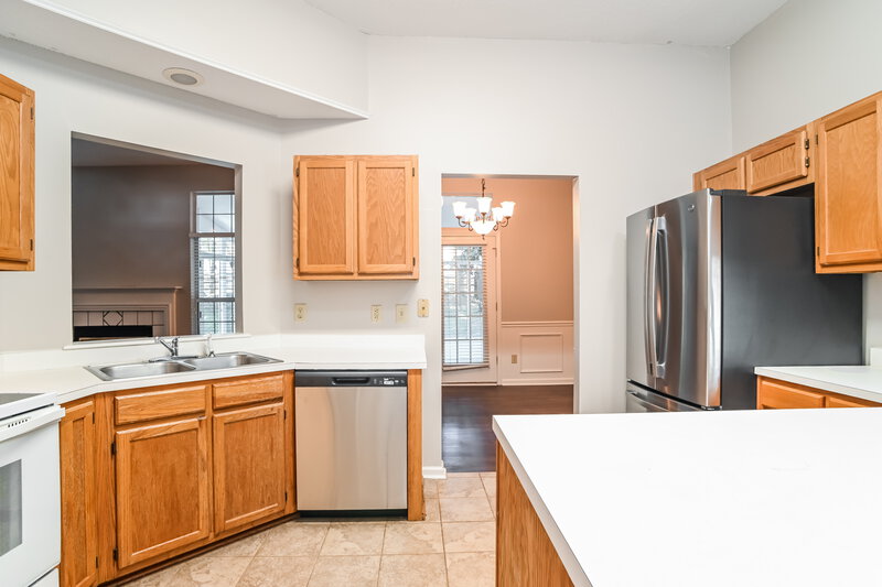 2,000/Mo, 14214 Walkers Crossing Dr Charlotte, NC 28273 Kitchen View 2