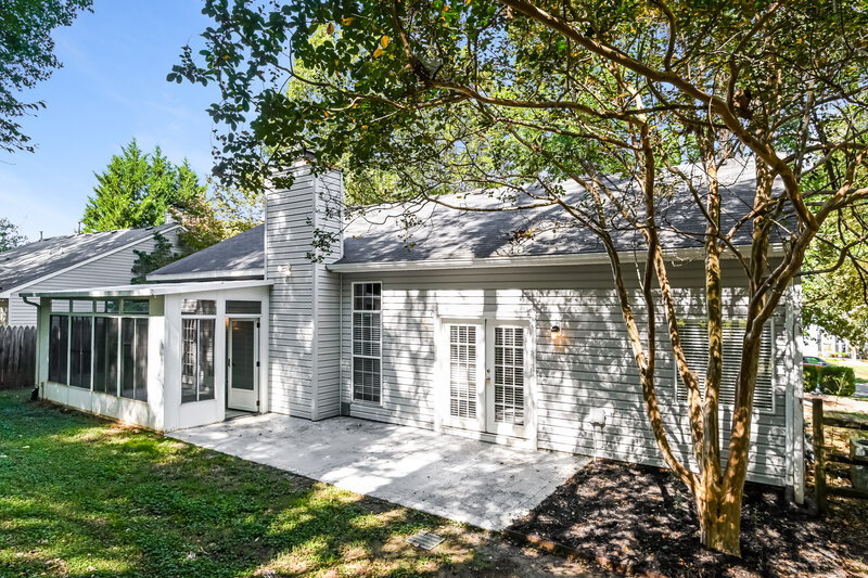 2,000/Mo, 14214 Walkers Crossing Dr Charlotte, NC 28273 Rear View