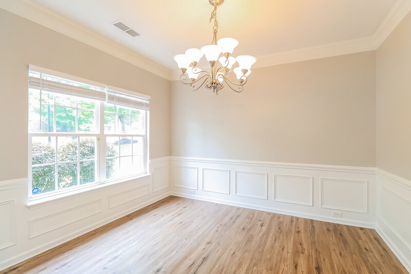 2,425/Mo, 6415 Glenolden Dr Charlotte, NC 28269 Dining Room View