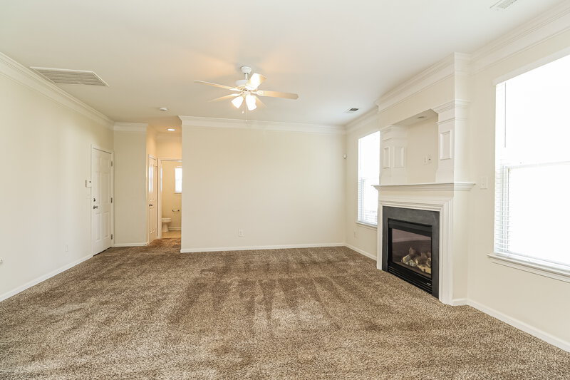 2,350/Mo, 6908 Sequoia Hills Dr Harrisburg, NC 28075 Living Room View