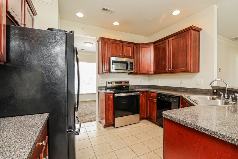 2,350/Mo, 6908 Sequoia Hills Dr Harrisburg, NC 28075 Kitchen View 2
