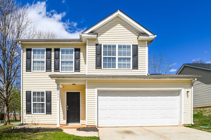 1,985/Mo, 6846 Squirrels Foot Ct Charlotte, NC 28217 External View