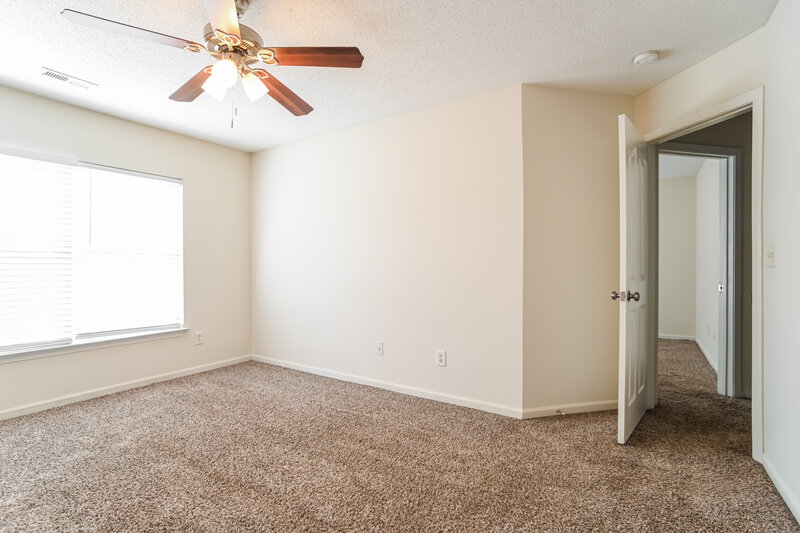 1,985/Mo, 6846 Squirrels Foot Ct Charlotte, NC 28217 Main Bedroom View 2