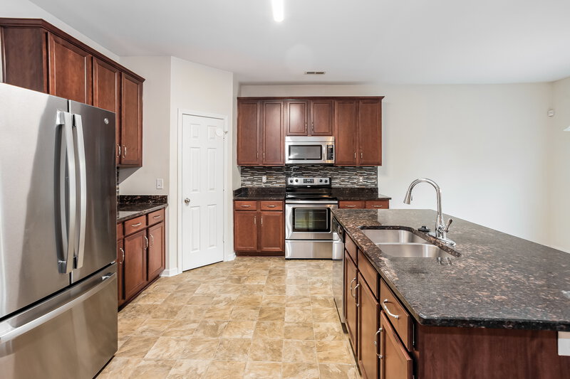 1,950/Mo, 2011 Blue Stream Ln Indian Trail, NC 28079 Kitchen View