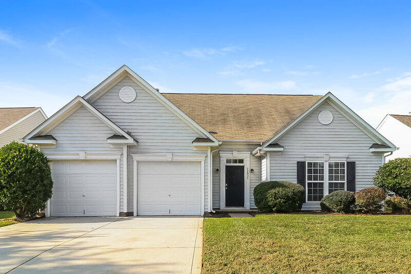 2,100/Mo, 11931 Creek Turn Dr Charlotte, NC 28278 External View