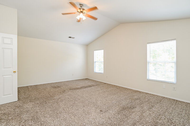 1,970/Mo, 2222 Buckleigh Dr Charlotte, NC 28215 Main Bedroom View 2