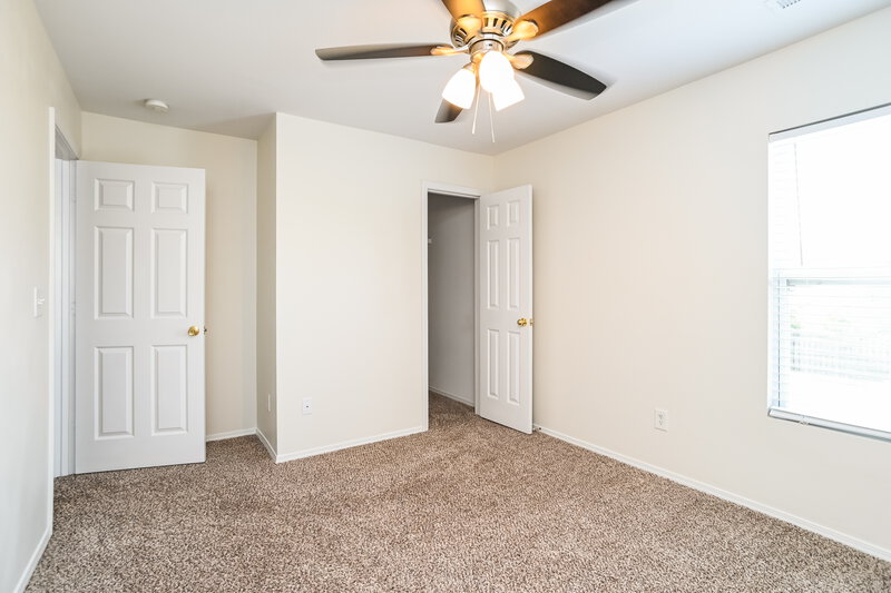 1,970/Mo, 2222 Buckleigh Dr Charlotte, NC 28215 Bedroom View 3