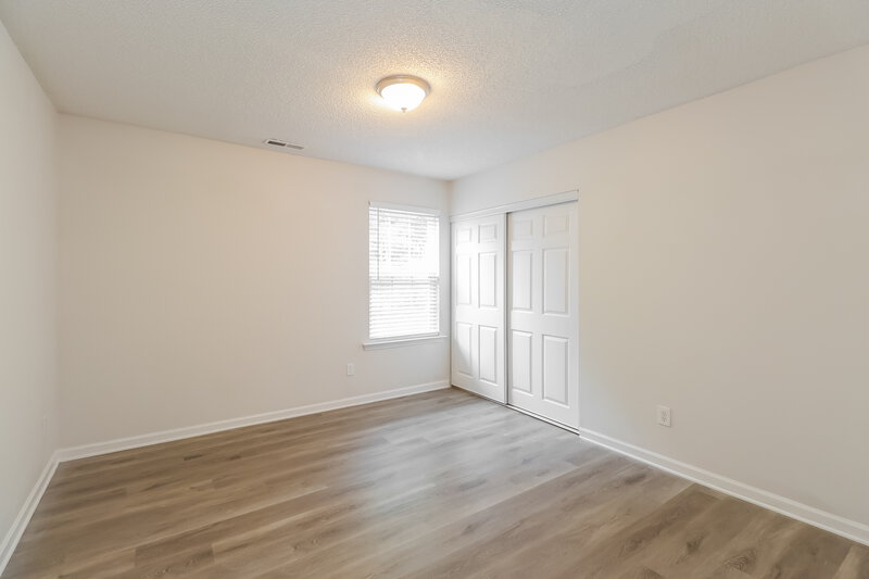 1,960/Mo, 14014 Riding Hill Ave Charlotte, NC 28213 Bedroom View 2