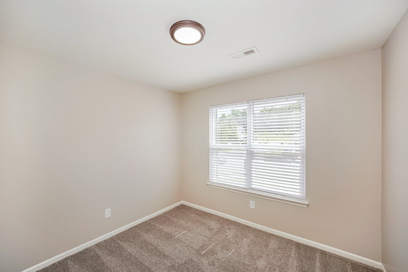 1,855/Mo, 1421 Braveheart Ln Charlotte, NC 28216 Bedroom View