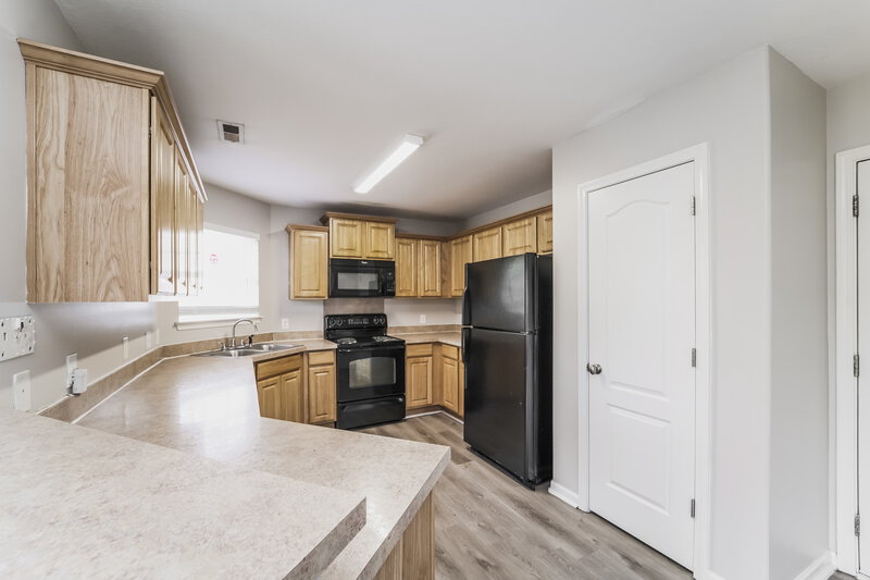 1,935/Mo, 6913 Seney Dr Charlotte, NC 28214 Kitchen View