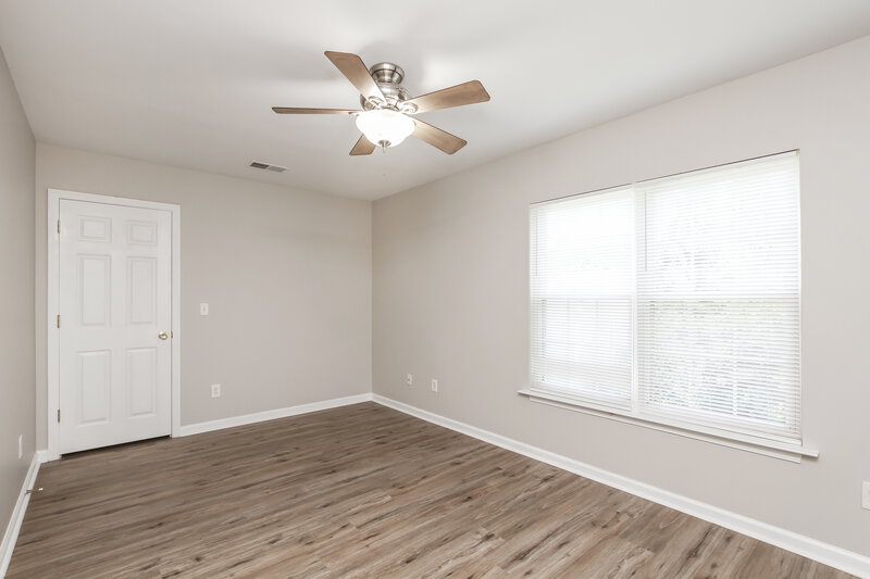 1,815/Mo, 12726 Candle Leaf Ct Charlotte, NC 28269 Main Bedroom View 2