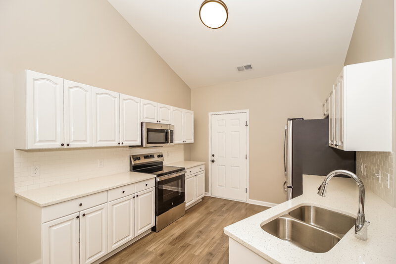 1,765/Mo, 2659 Captains Watch Kannapolis, NC 28083 Kitchen View