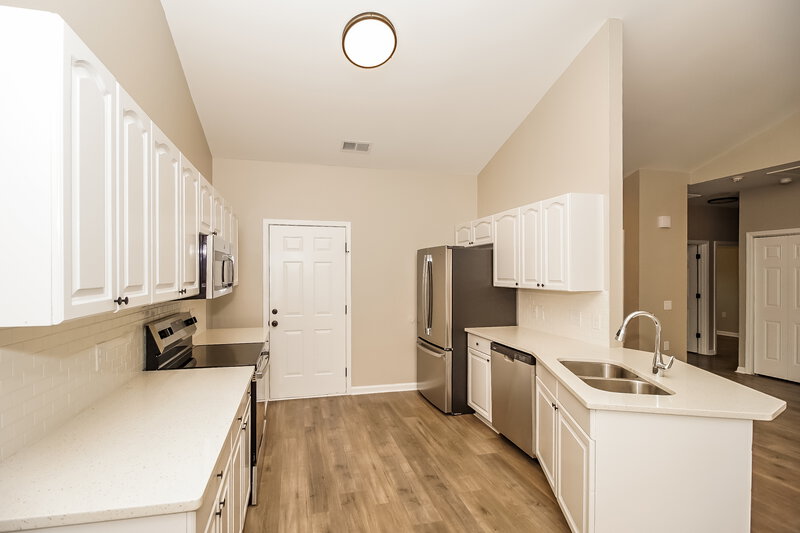 1,765/Mo, 2659 Captains Watch Kannapolis, NC 28083 Kitchen View 2
