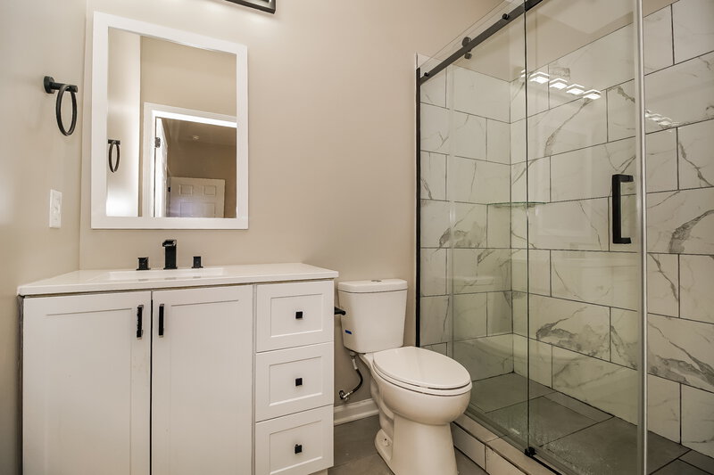 1,765/Mo, 2659 Captains Watch Kannapolis, NC 28083 Main Bathroom View