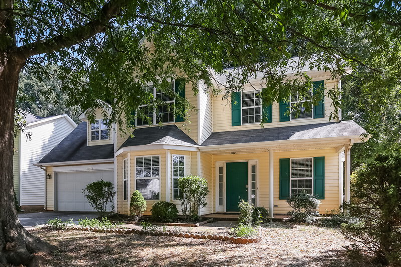 2,030/Mo, 15476 Stone Hollow Dr Huntersville, NC 28078 Front View 2