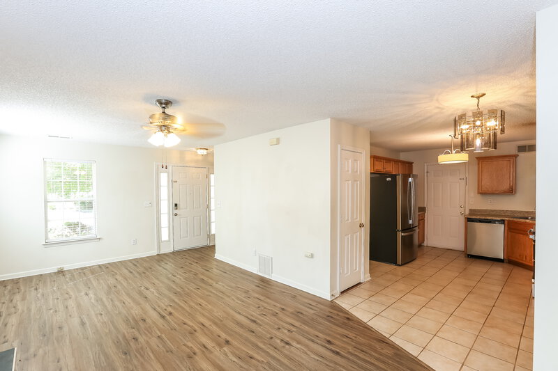 2,030/Mo, 15476 Stone Hollow Dr Huntersville, NC 28078 Living Room View 3