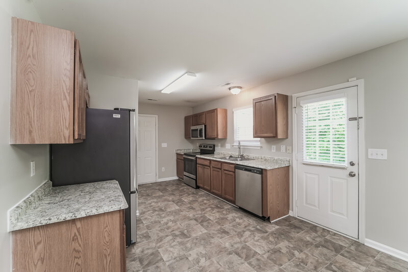 2,860/Mo, 8819 Twisted Pine Dr Charlotte, NC 28269 Kitchen View 2