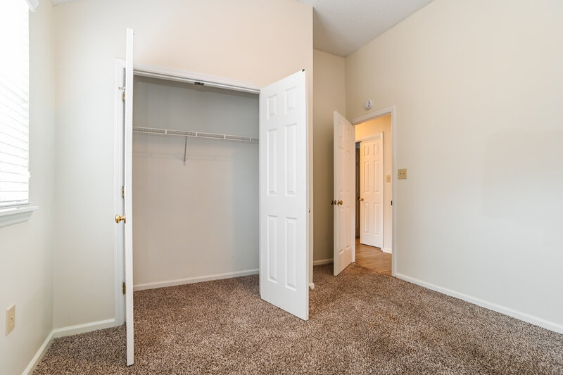 1,930/Mo, 7219 Reedy Creek Rd Charlotte, NC 28215 Bedroom View