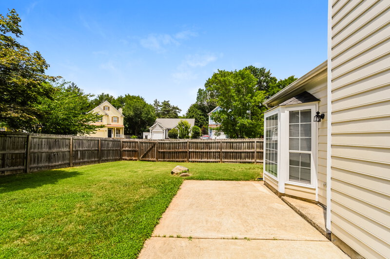 1,805/Mo, 13612 Bolingbrook Ln Charlotte, NC 28273 Rear View