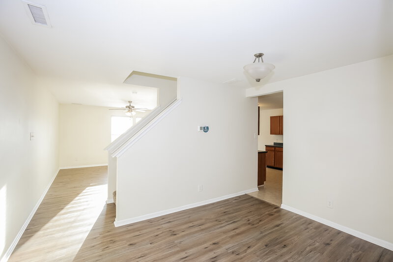 1,935/Mo, 7322 Fox Point Dr Charlotte, NC 28269 Dining Room View