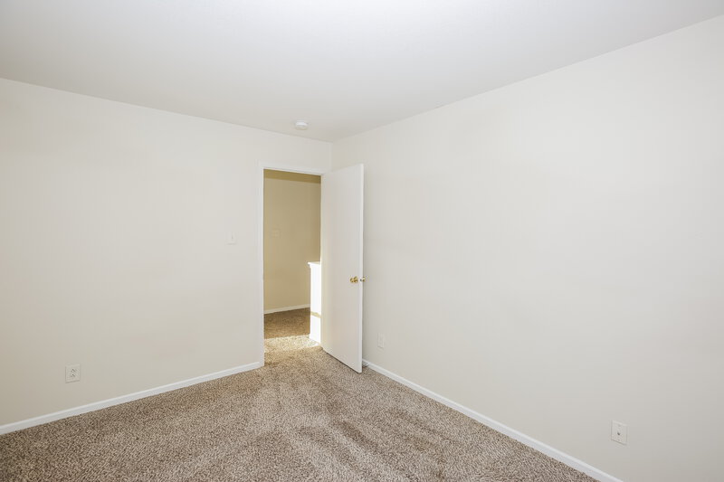 1,935/Mo, 7322 Fox Point Dr Charlotte, NC 28269 Bedroom View 2